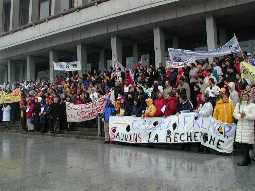 Manifestation des chercheur  Brest le 19 mars 2004